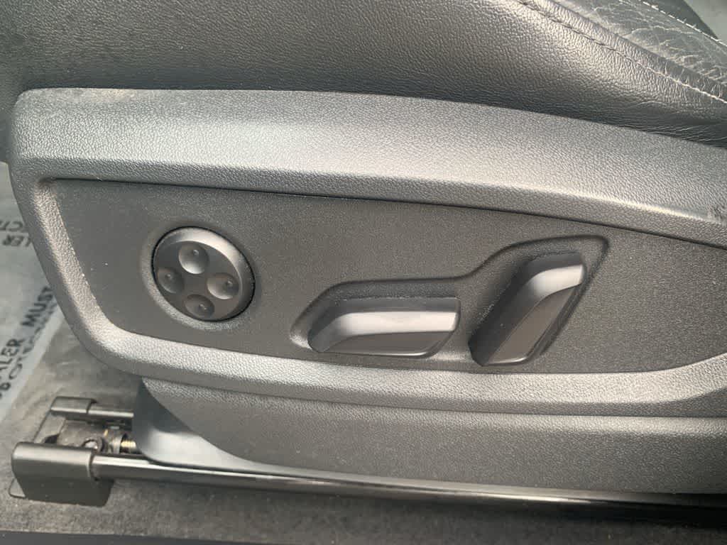 Thumbnail: 2022 Audi Q5 - 26