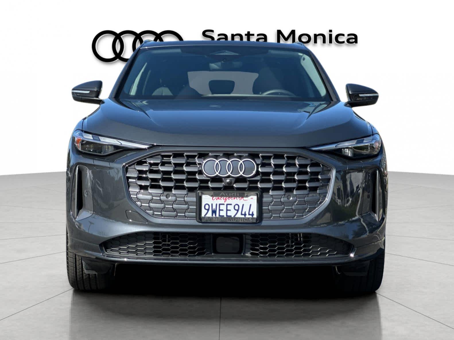 Thumbnail: 2025 Audi Q5 - 10