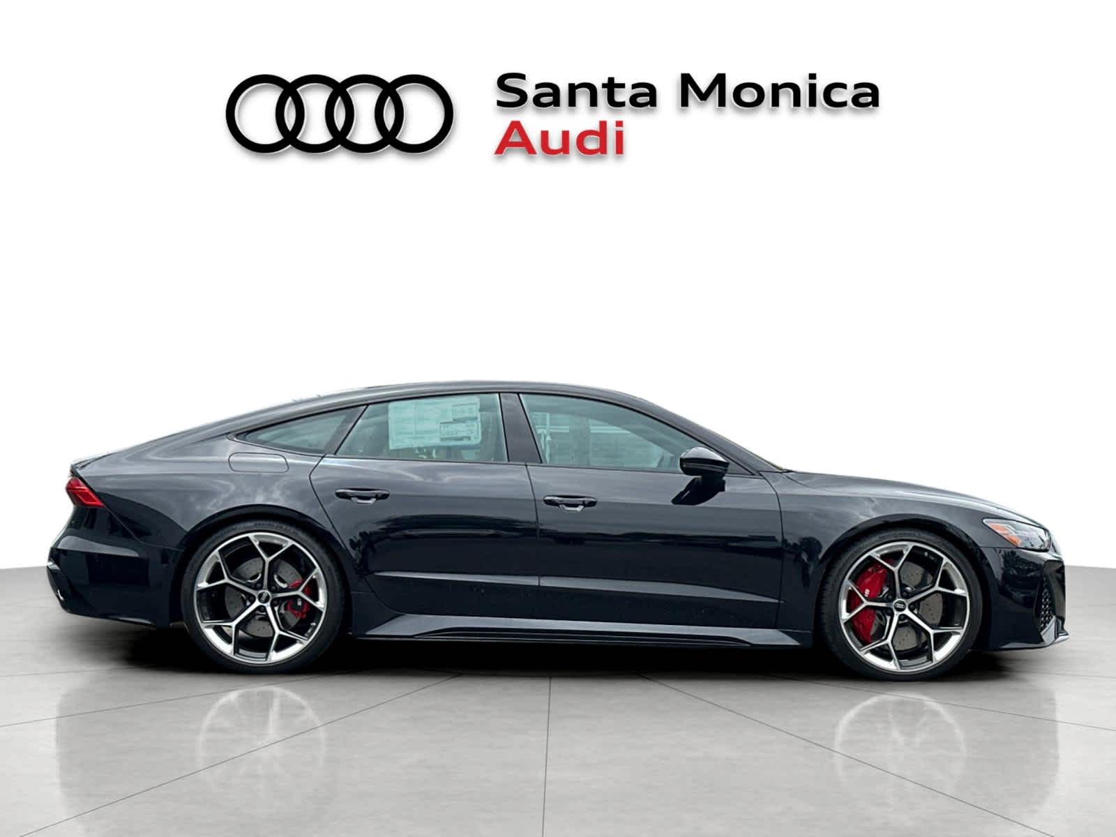 Thumbnail: 2025 Audi RS 7 - 8