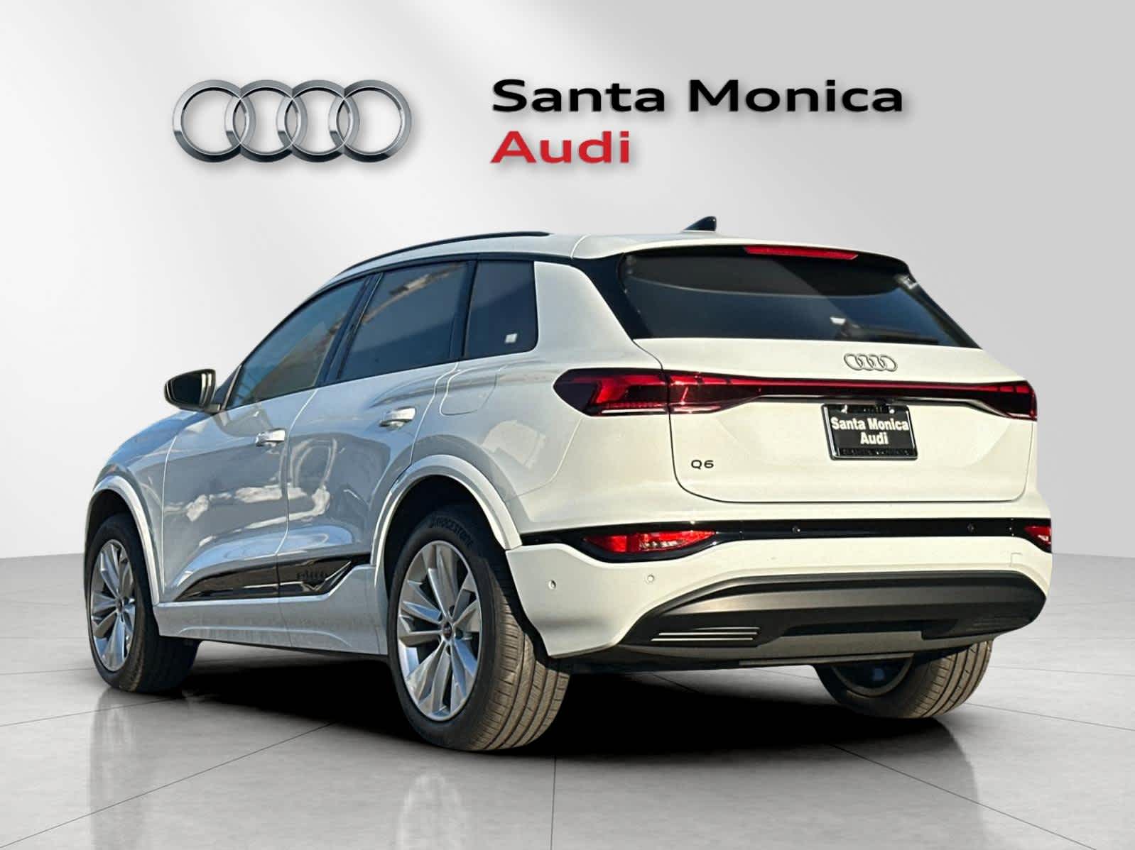 Thumbnail: 2025 Audi Q6 e-tron - 6