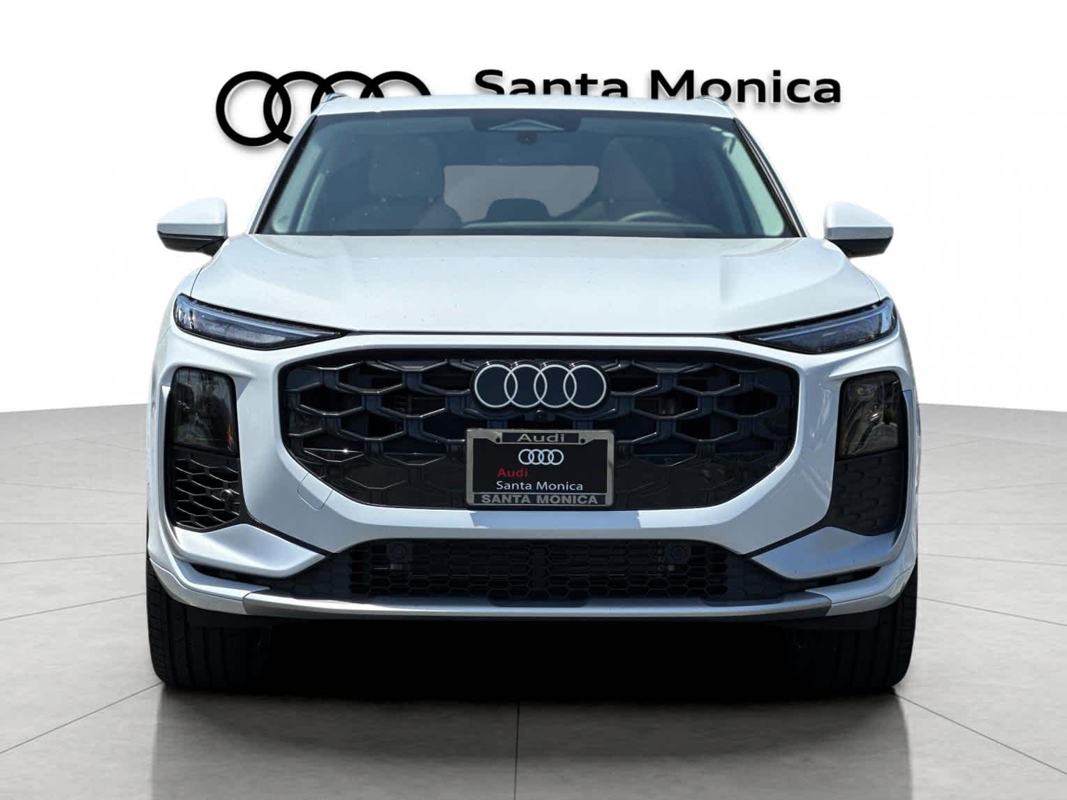 Thumbnail: 2026 Audi Q3 - 10