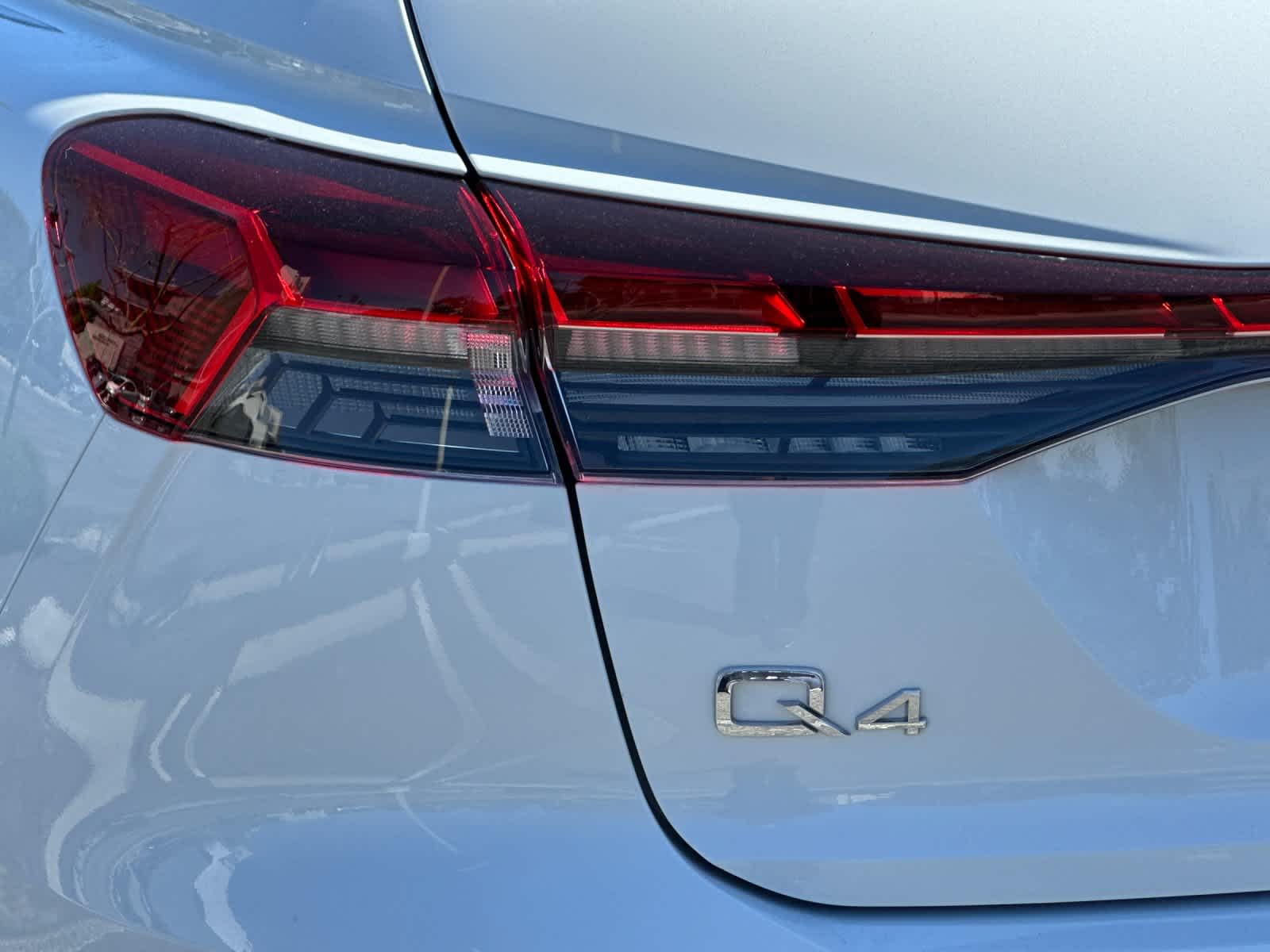Thumbnail: 2023 Audi Q4 e-tron - 28
