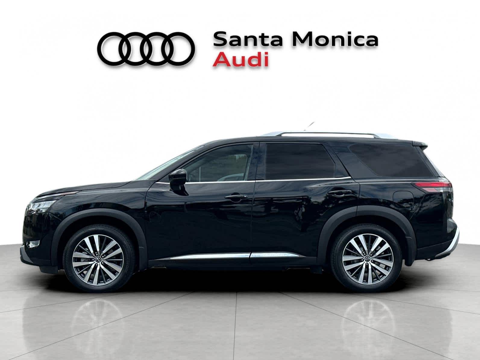 Thumbnail: 2022 Nissan Pathfinder - 4