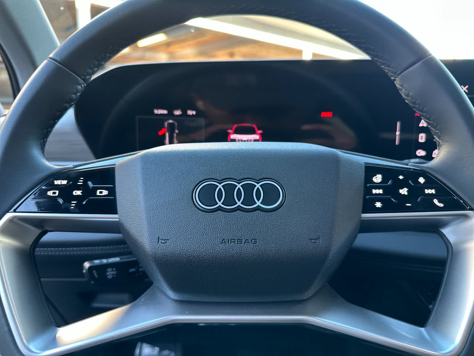 Thumbnail: 2025 Audi Q6 e-tron - 25