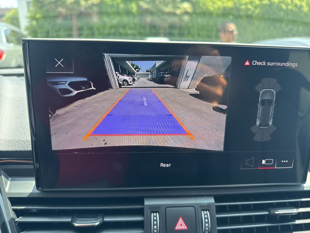 Thumbnail: 2024 Audi Q5 - 16