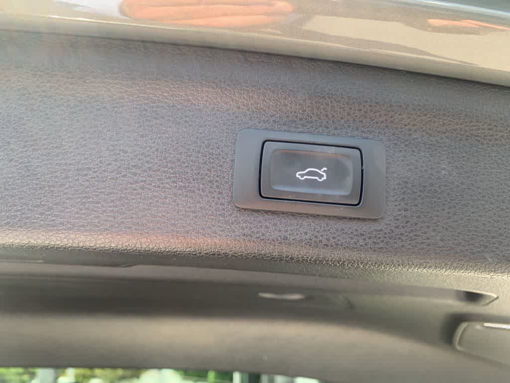 Thumbnail: 2022 Audi Q3 - 26