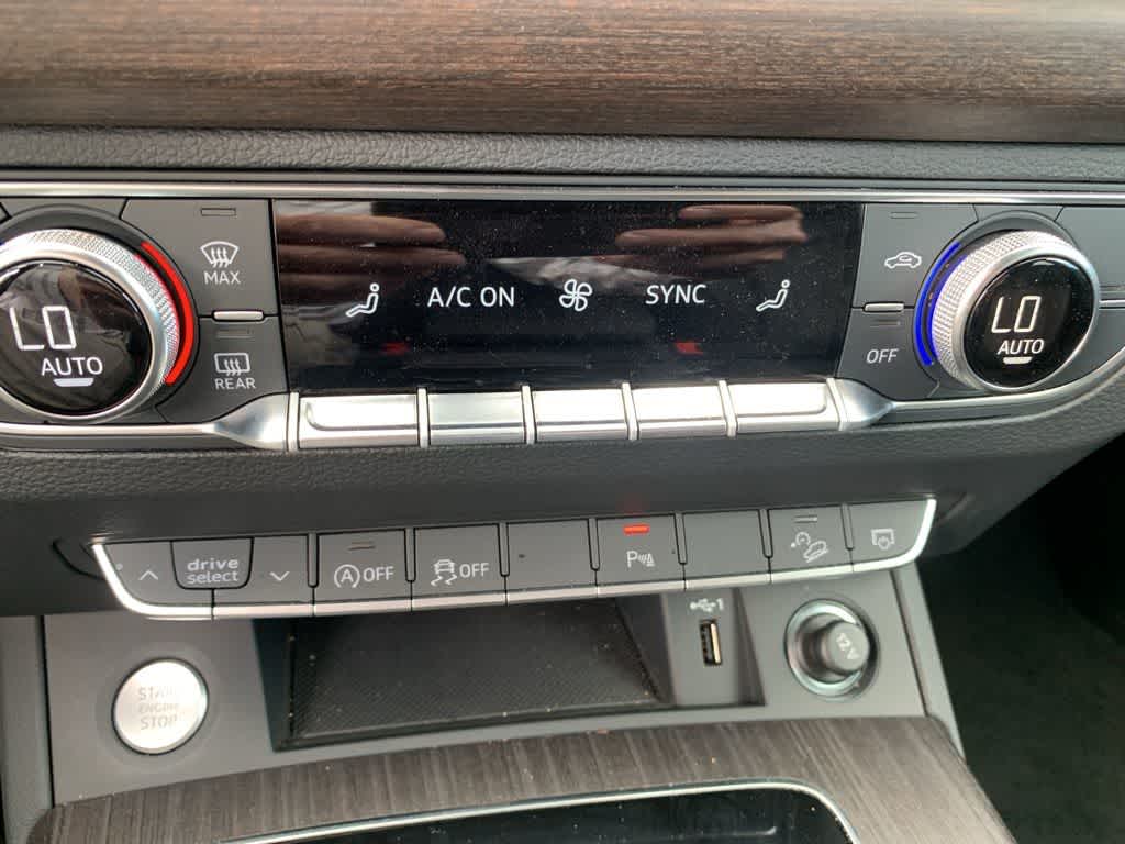 Thumbnail: 2024 Audi Q5 - 10