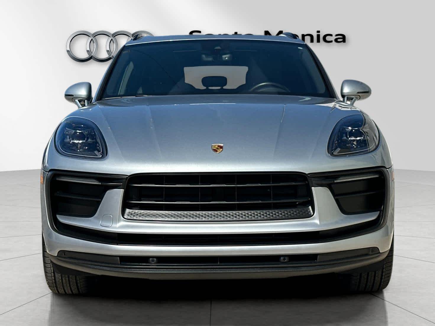 Thumbnail: 2022 Porsche Macan - 10
