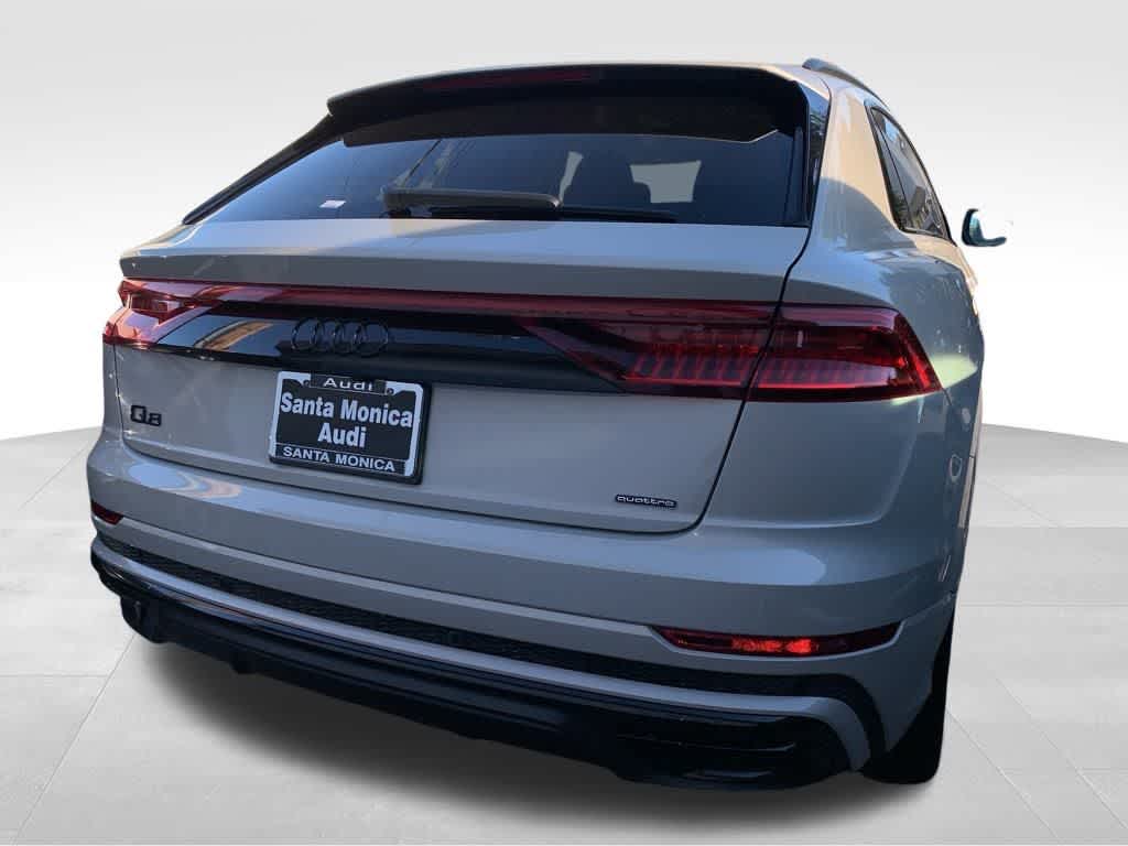 Thumbnail: 2022 Audi Q8 - 5