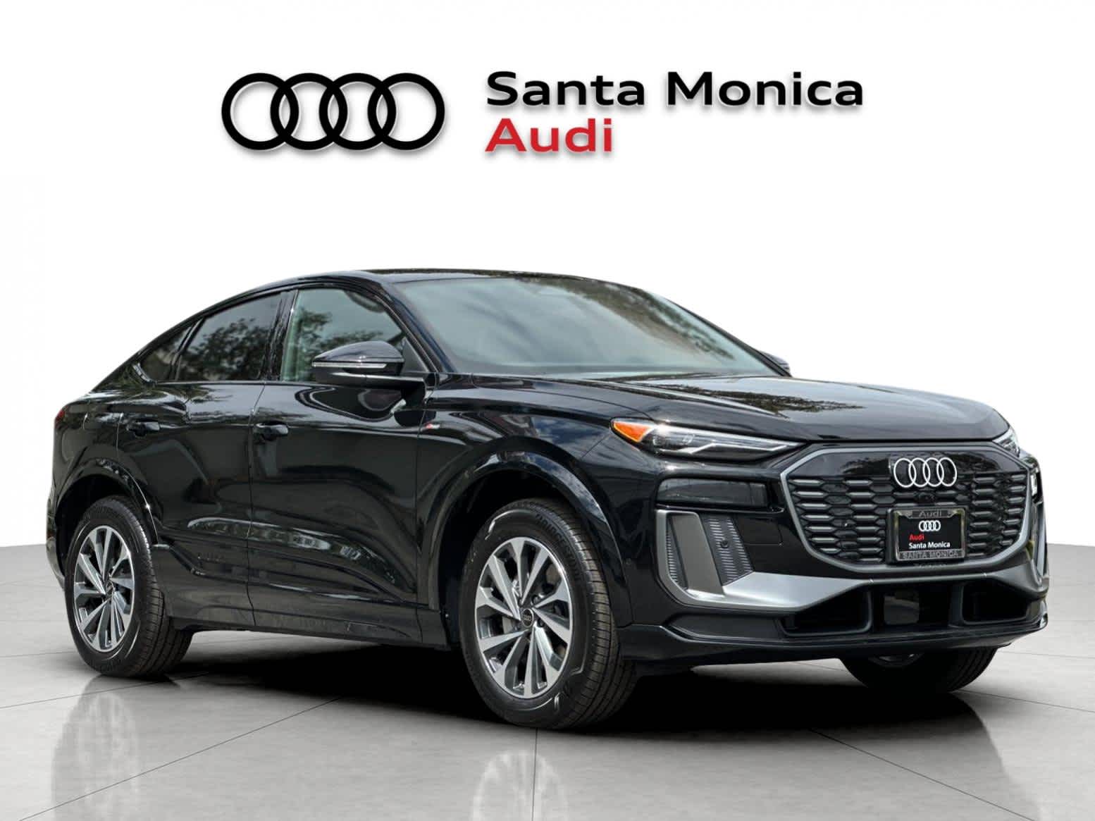 Thumbnail: 2027 Audi Q6 e-tron - 9