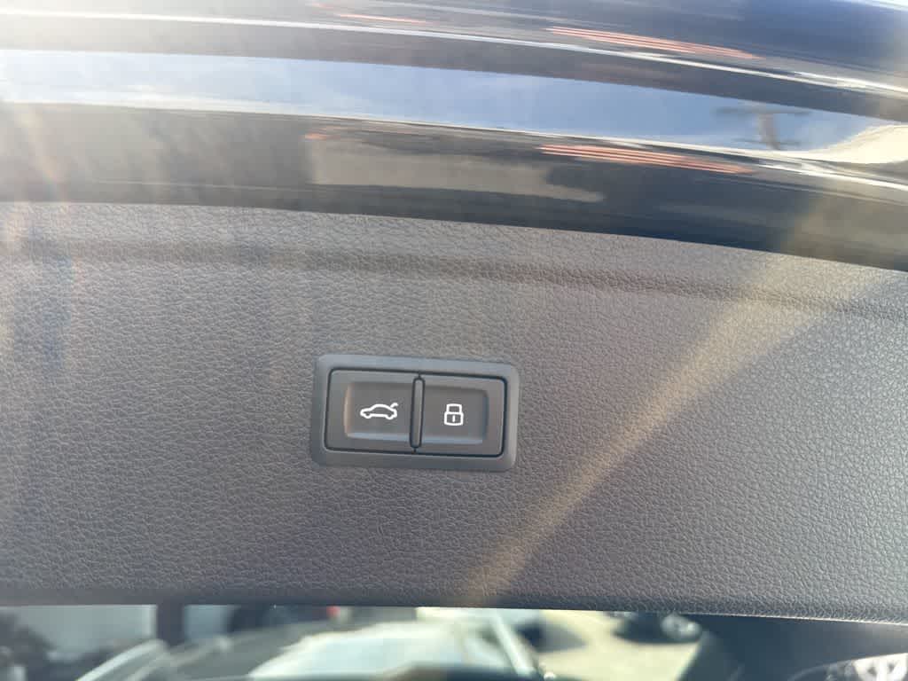 Thumbnail: 2024 Audi Q5 - 31