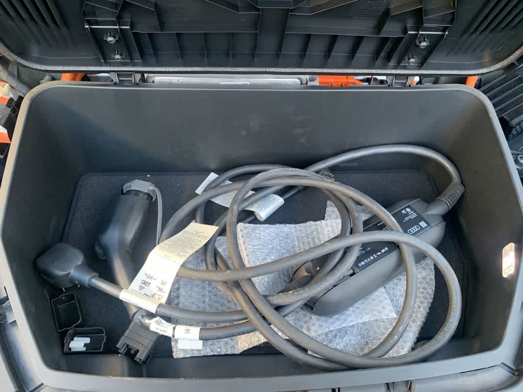 Thumbnail: 2024 Audi Q8 e-tron - 50