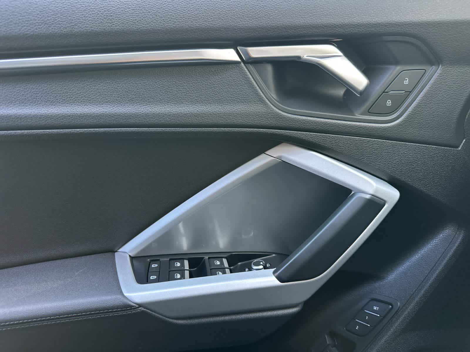 Thumbnail: 2023 Audi Q3 - 12