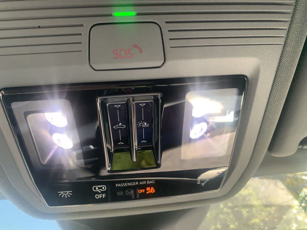 Thumbnail: 2023 Audi Q4 e-tron - 18