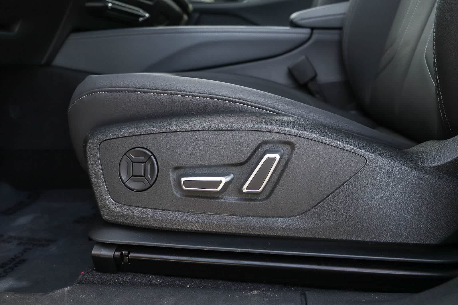 Thumbnail: 2026 Audi Q3 - 26