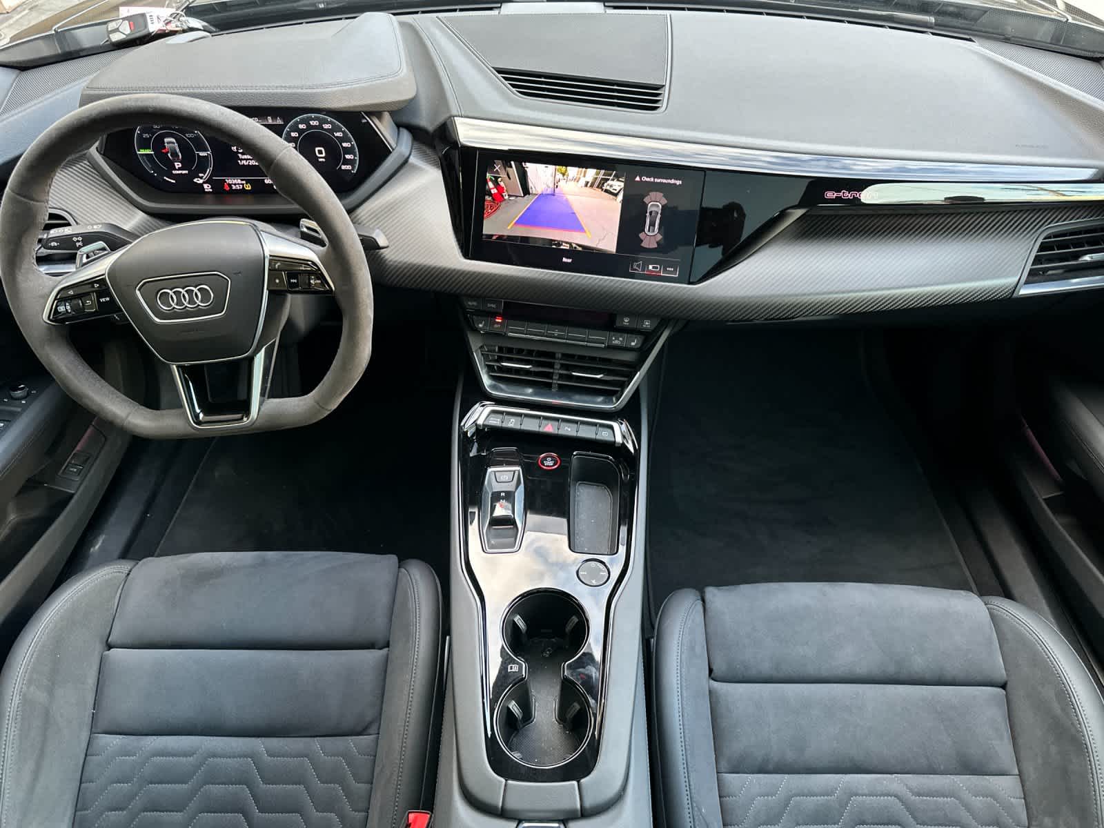 Thumbnail: 2023 Audi e-tron GT - 3