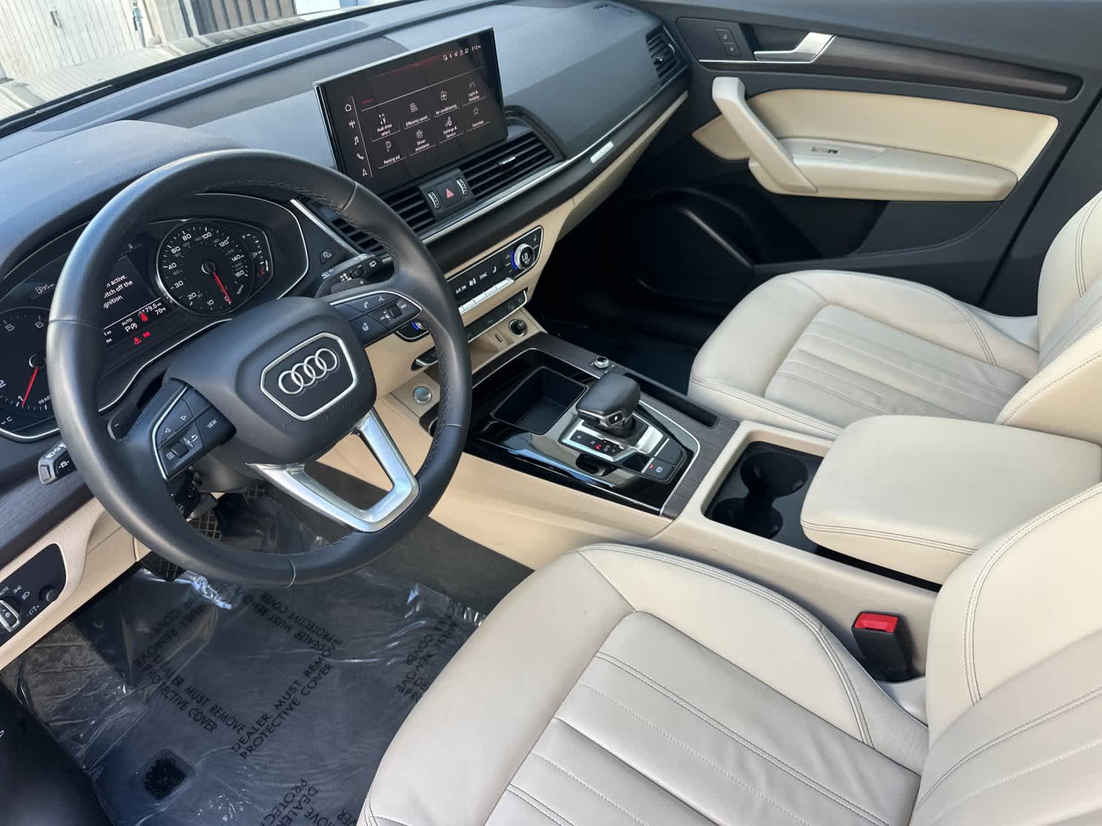 Thumbnail: 2023 Audi Q5 - 10
