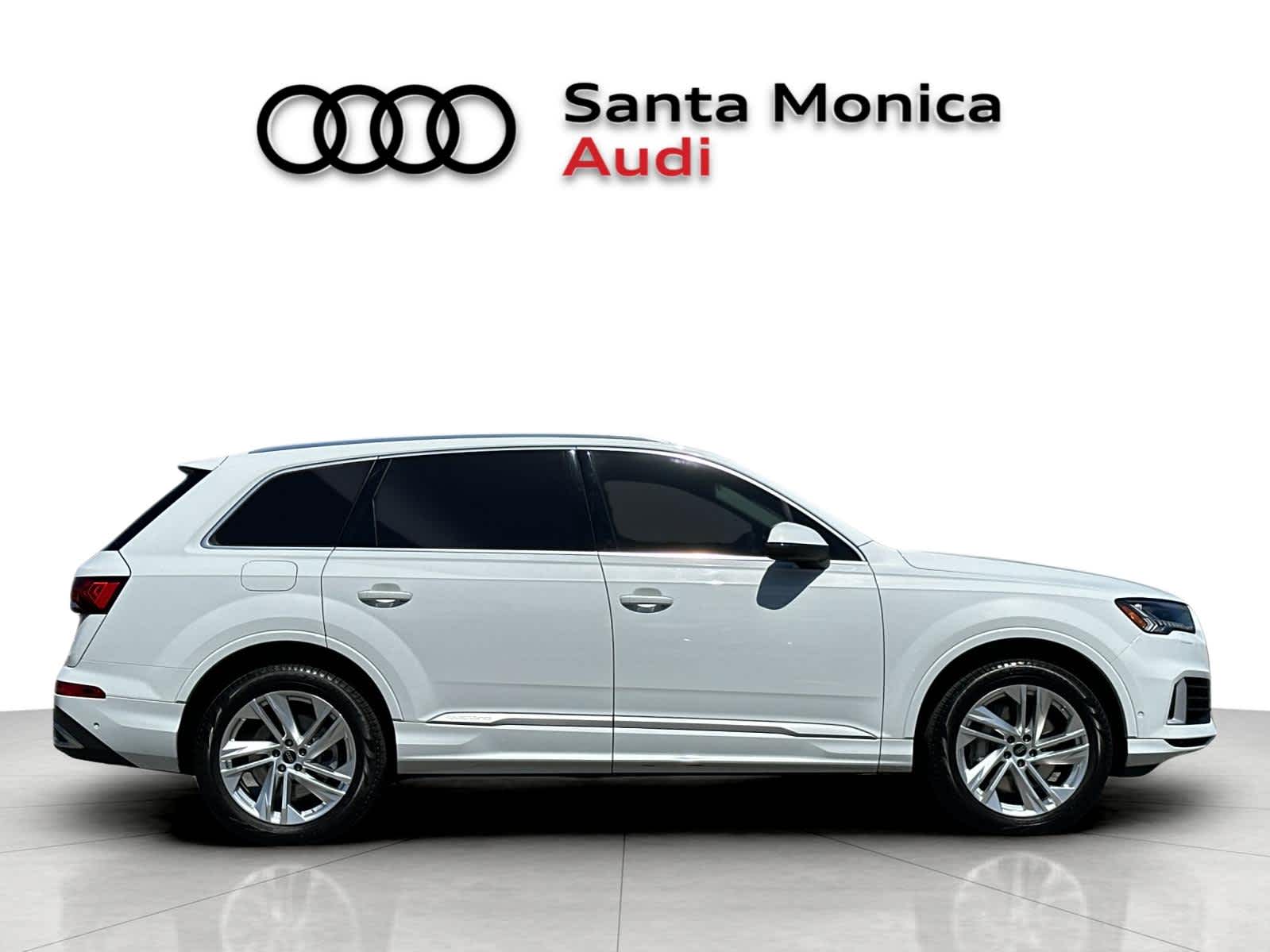 Thumbnail: 2023 Audi Q7 - 8