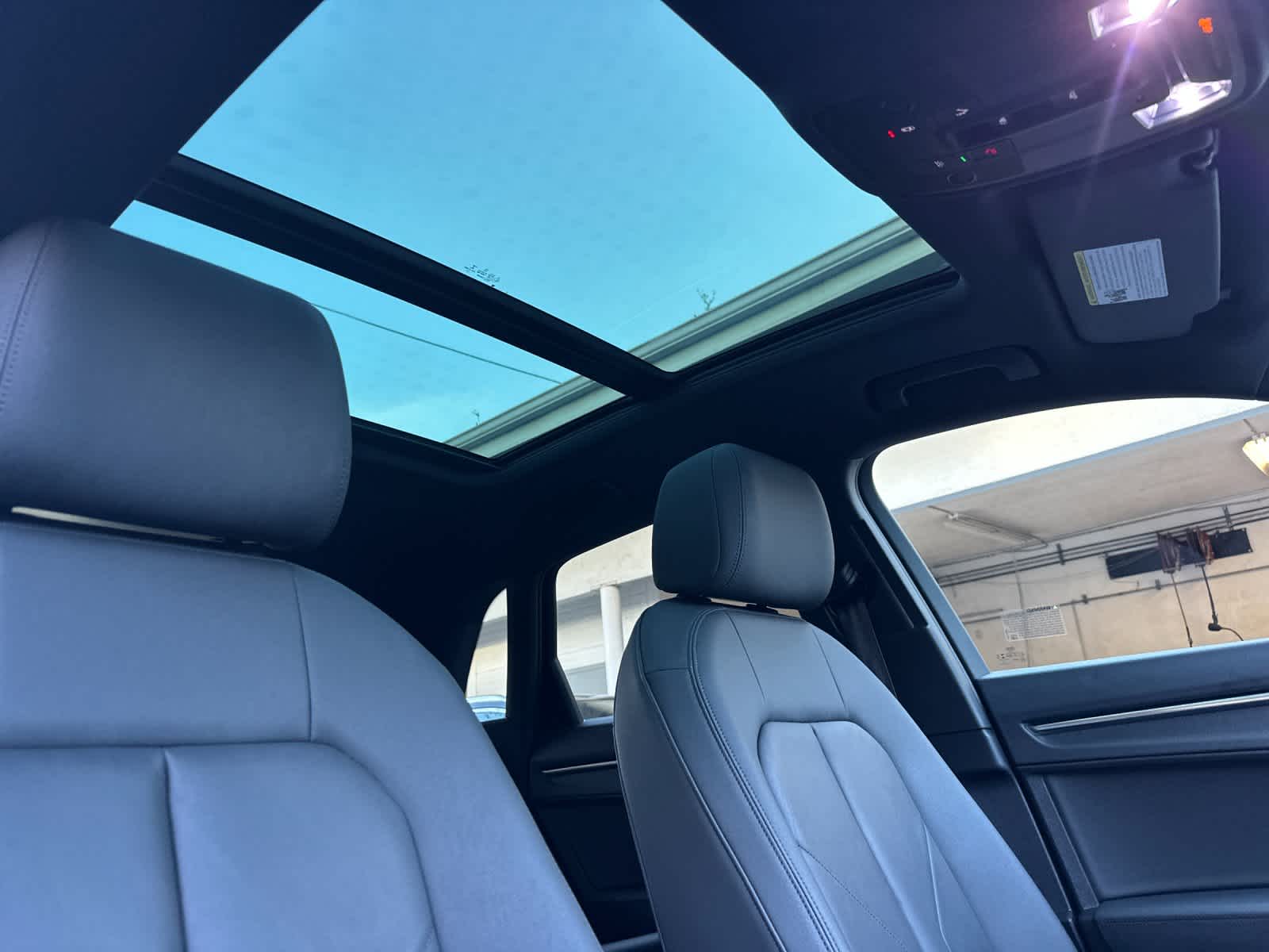 Thumbnail: 2023 Audi Q3 - 17