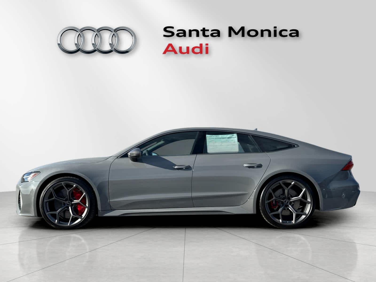 Thumbnail: 2025 Audi RS 7 - 5