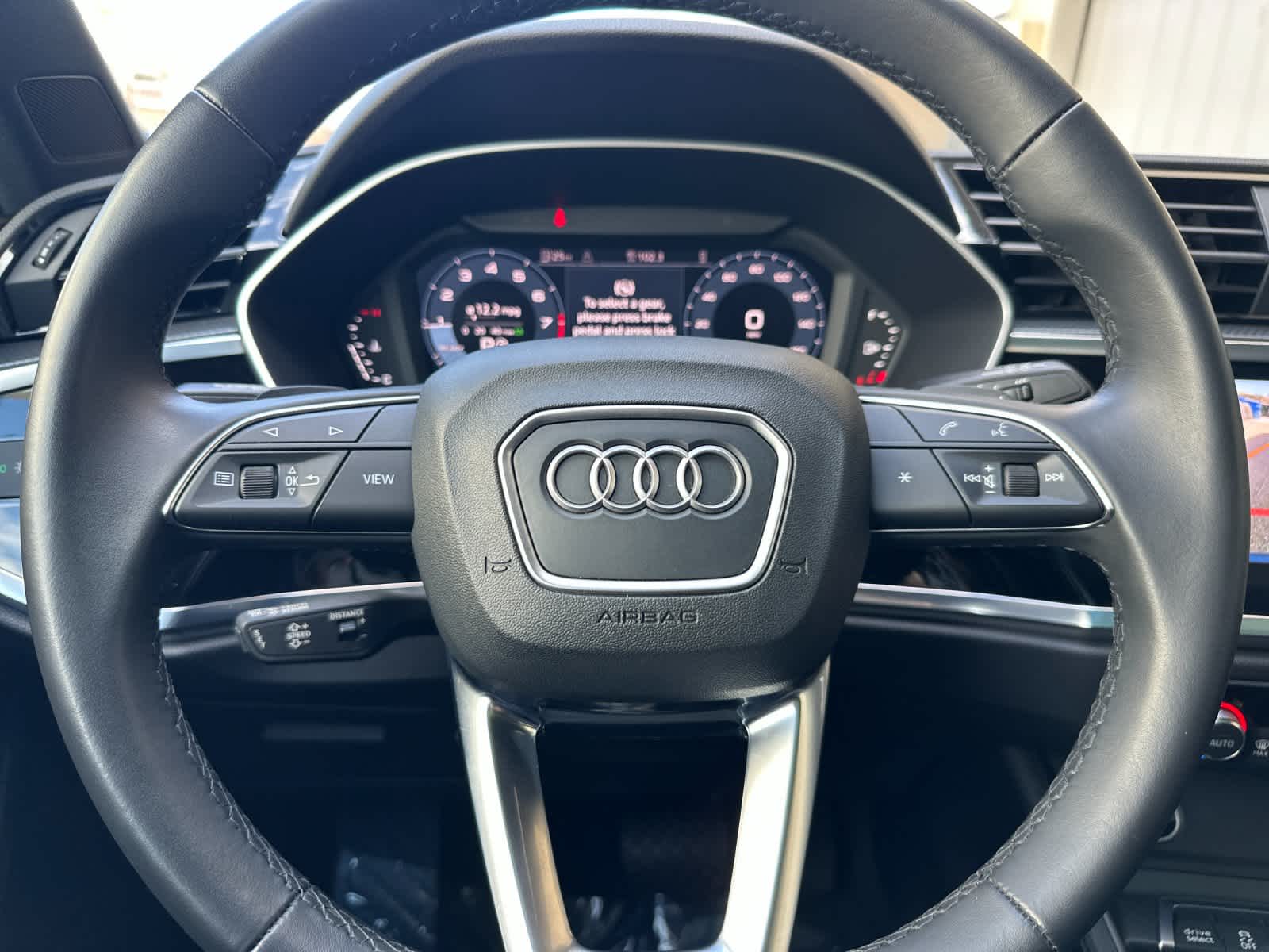 Thumbnail: 2023 Audi Q3 - 23