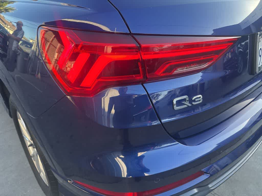 Thumbnail: 2022 Audi Q3 - 36