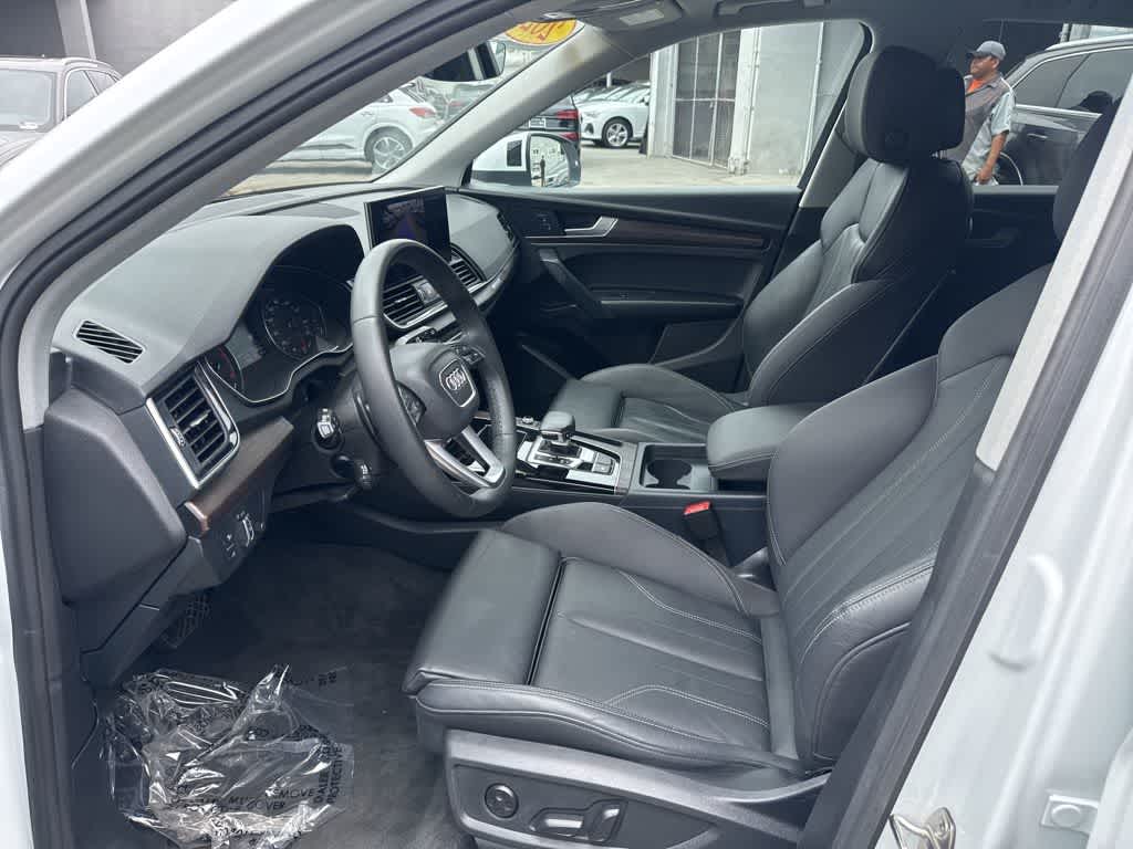 Thumbnail: 2024 Audi Q5 - 11