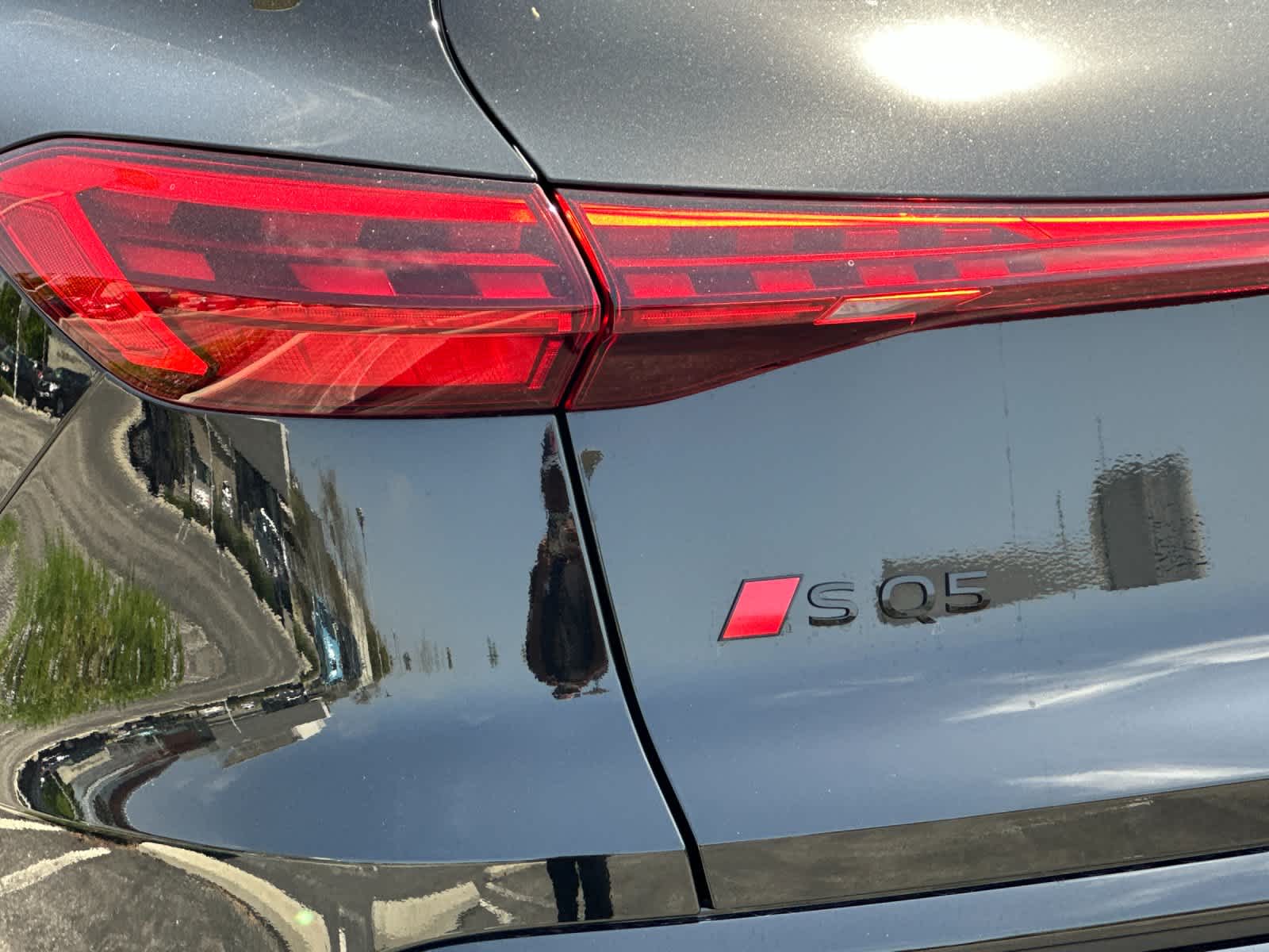 Thumbnail: 2026 Audi SQ5 - 26