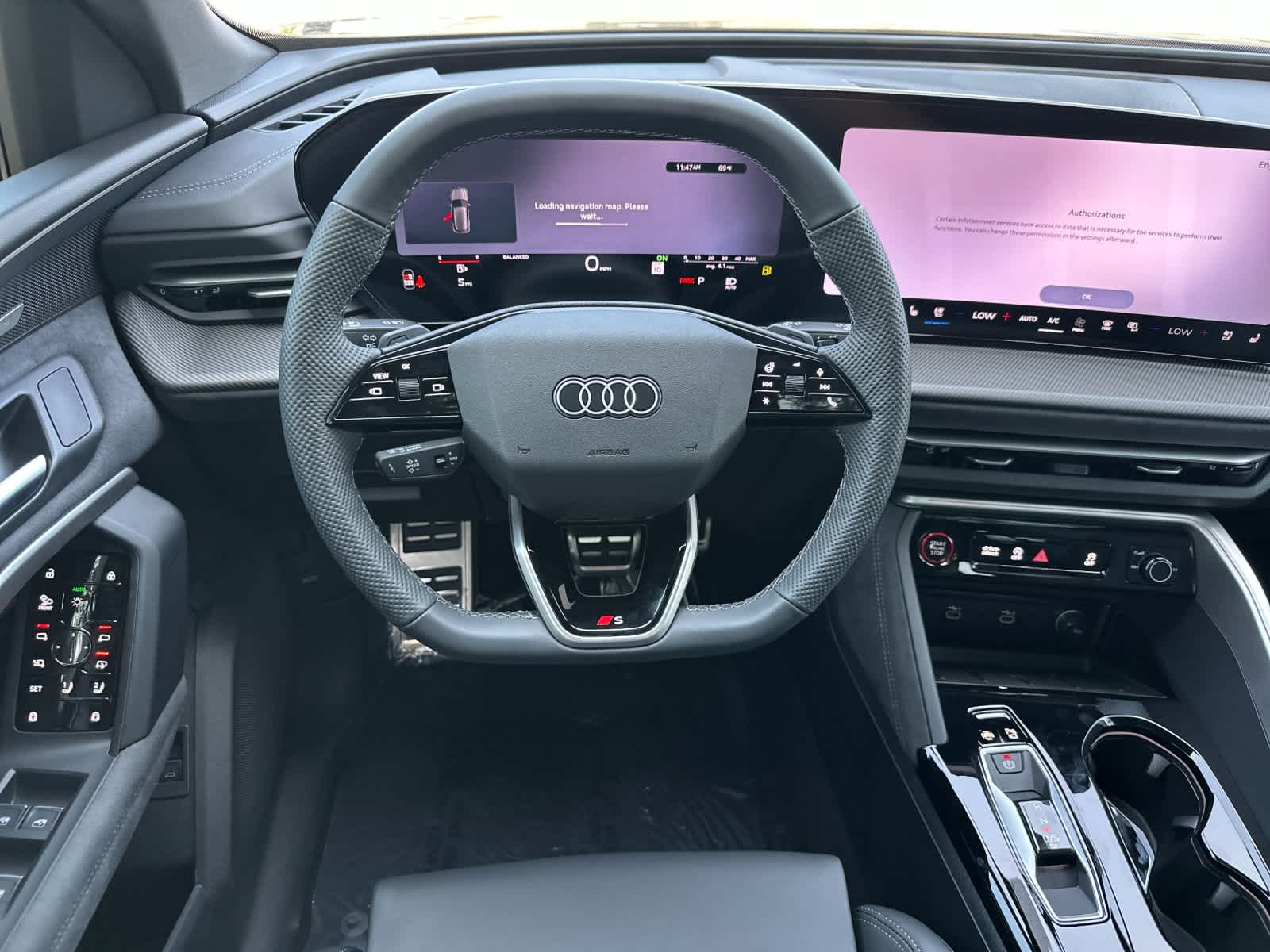Thumbnail: 2026 Audi SQ5 - 14