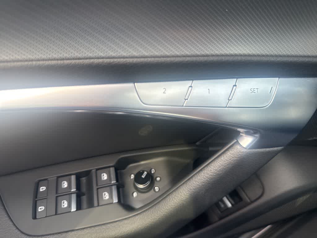 Thumbnail: 2024 Audi A6 - 25