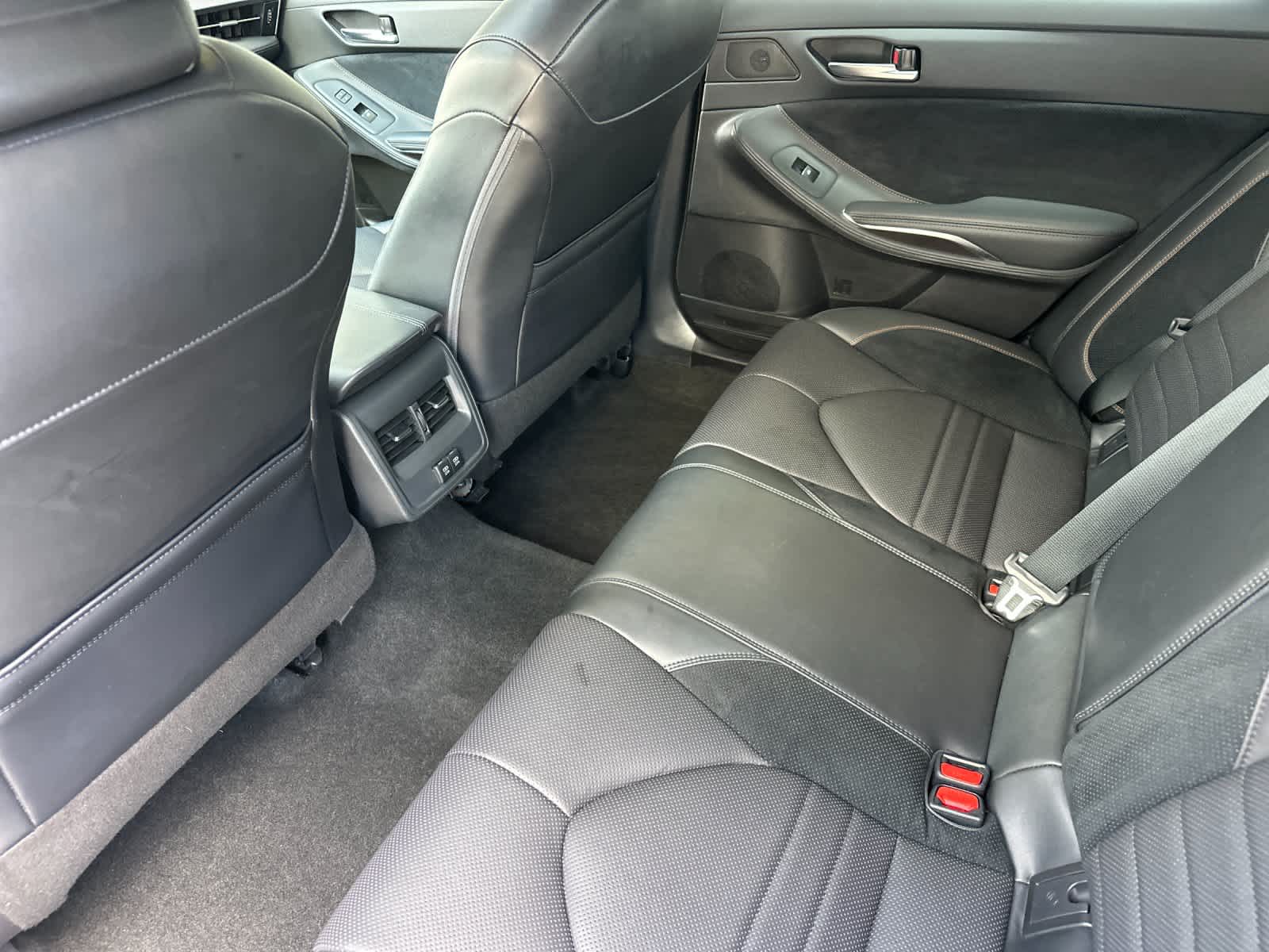 Thumbnail: 2019 Toyota Avalon - 3