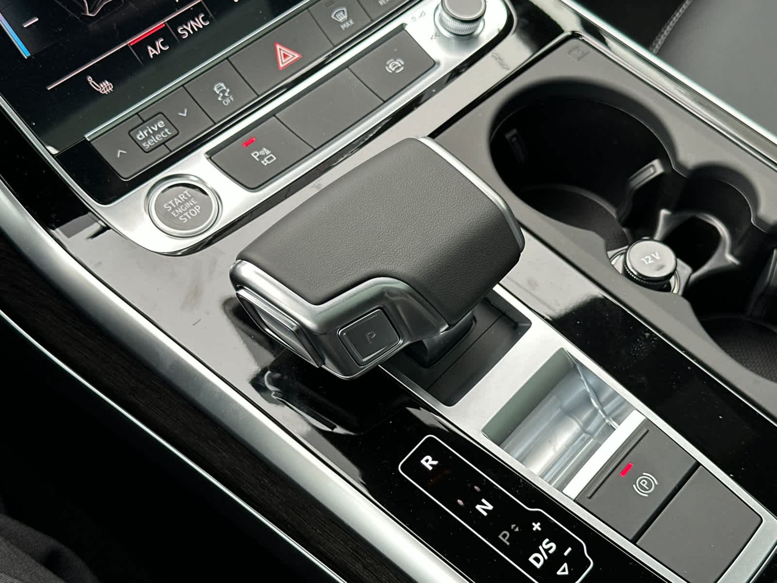 Thumbnail: 2026 Audi Q7 - 22