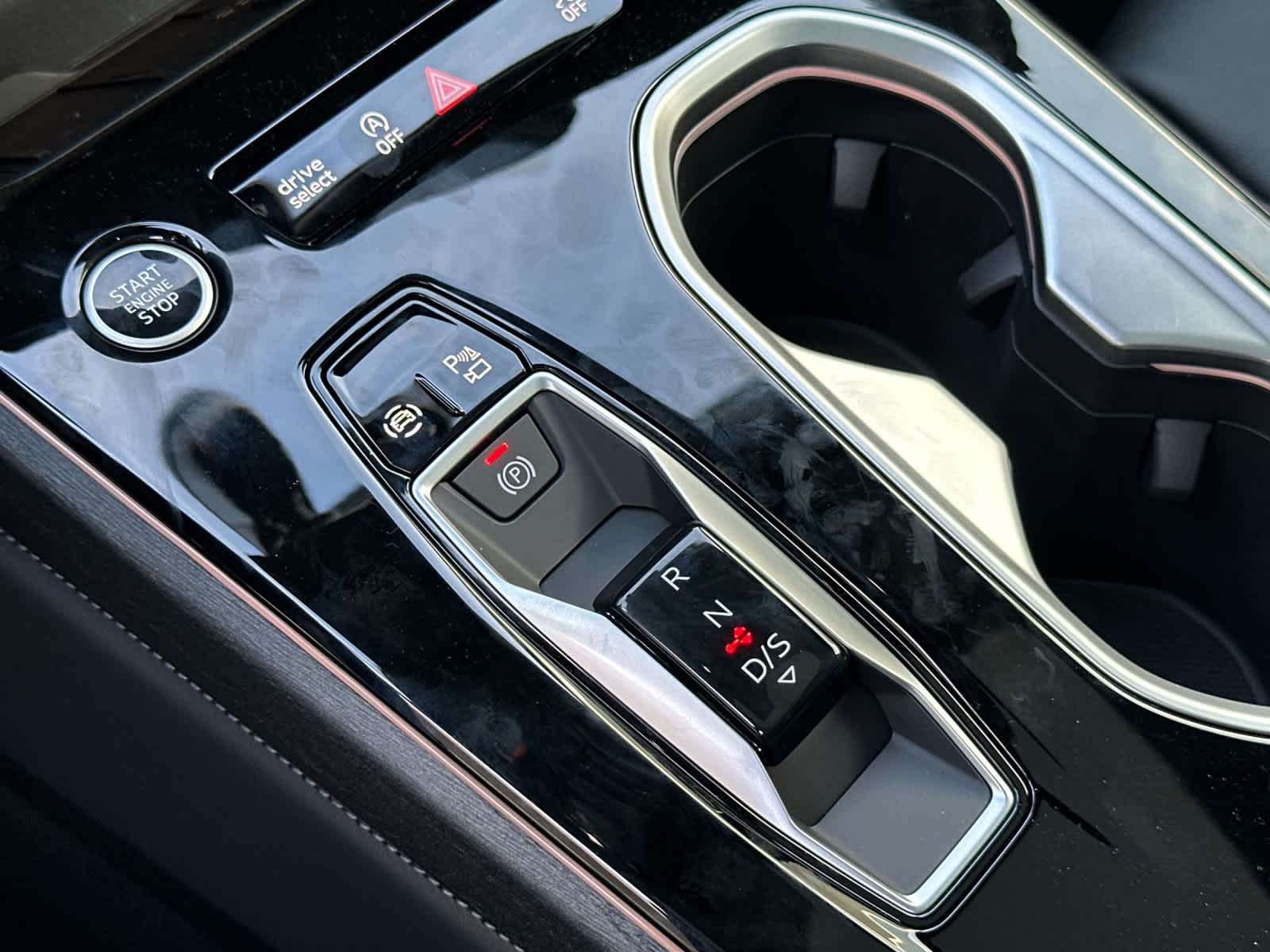 Thumbnail: 2026 Audi A6 - 21