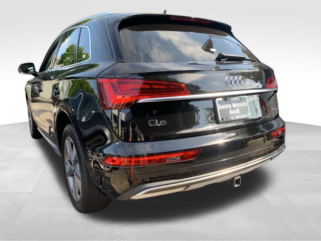 Thumbnail: 2023 Audi Q5 - 3
