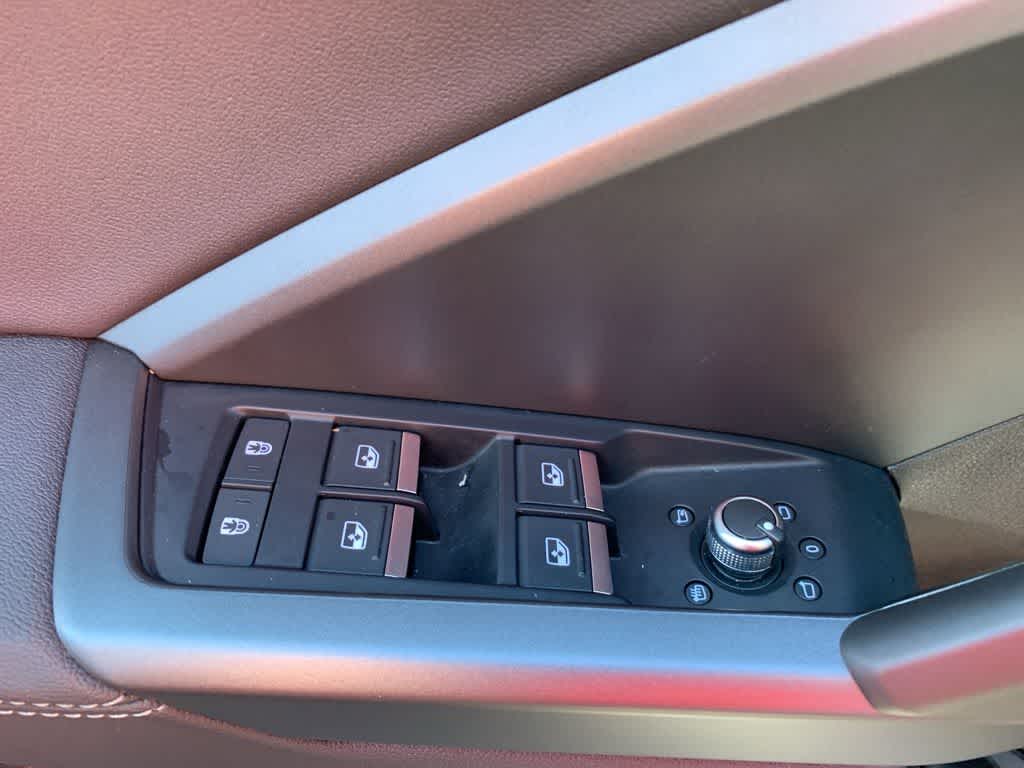 Thumbnail: 2025 Audi Q5 - 19