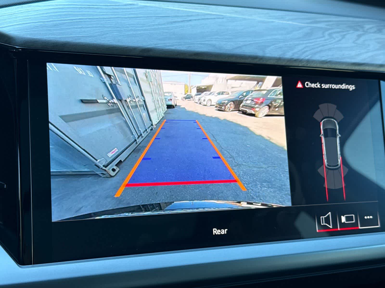 Thumbnail: 2024 Audi Q4 e-tron - 19