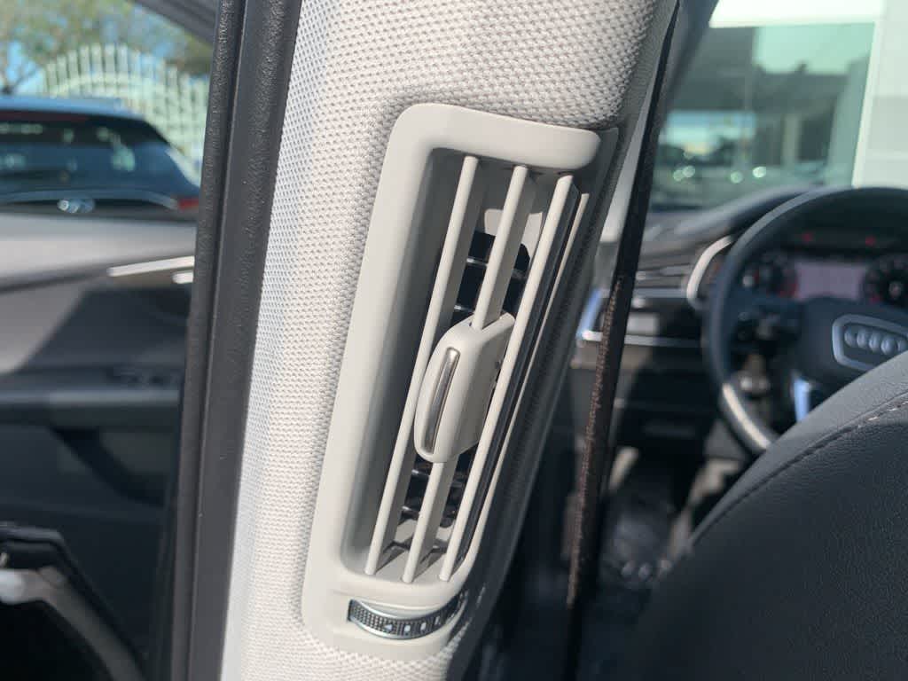 Thumbnail: 2022 Audi Q7 - 29