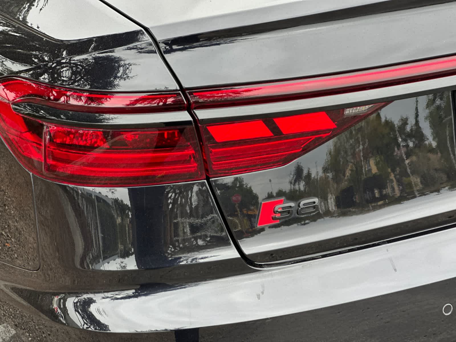 Thumbnail: 2024 Audi S8 - 26
