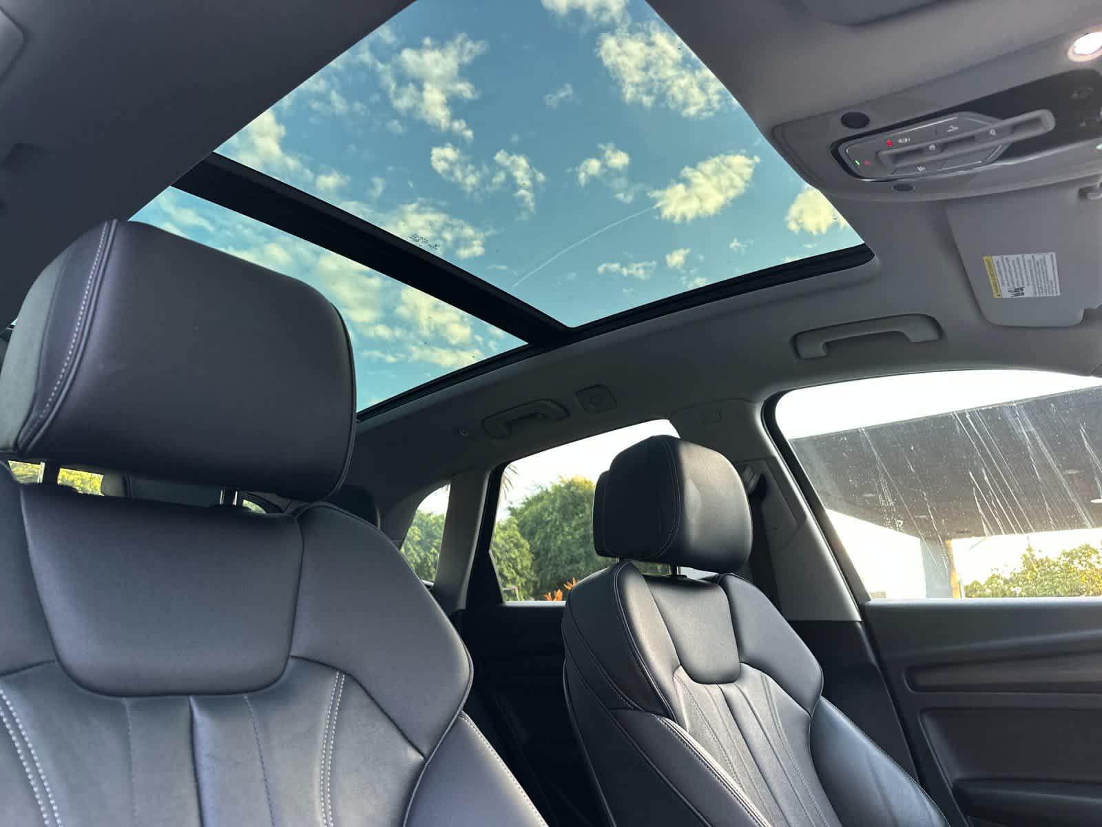 Thumbnail: 2023 Audi Q5 - 17