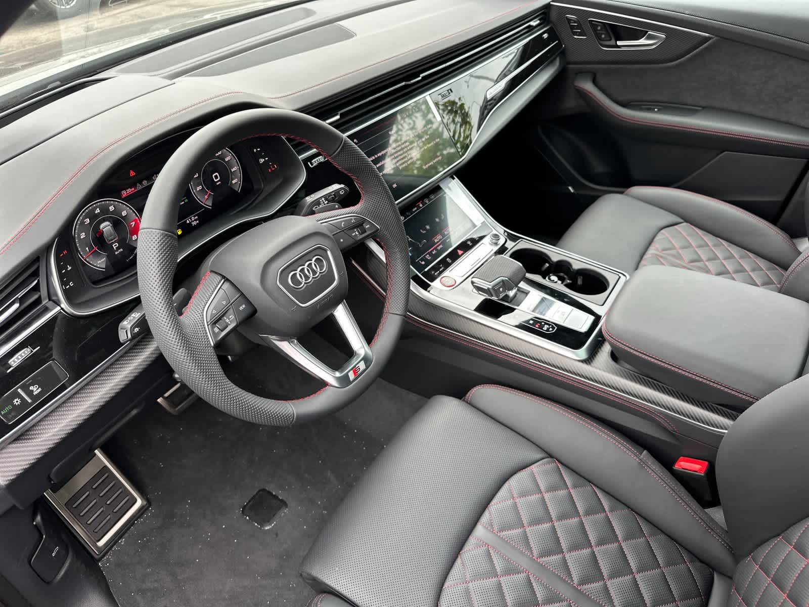 Thumbnail: 2026 Audi SQ8 - 11