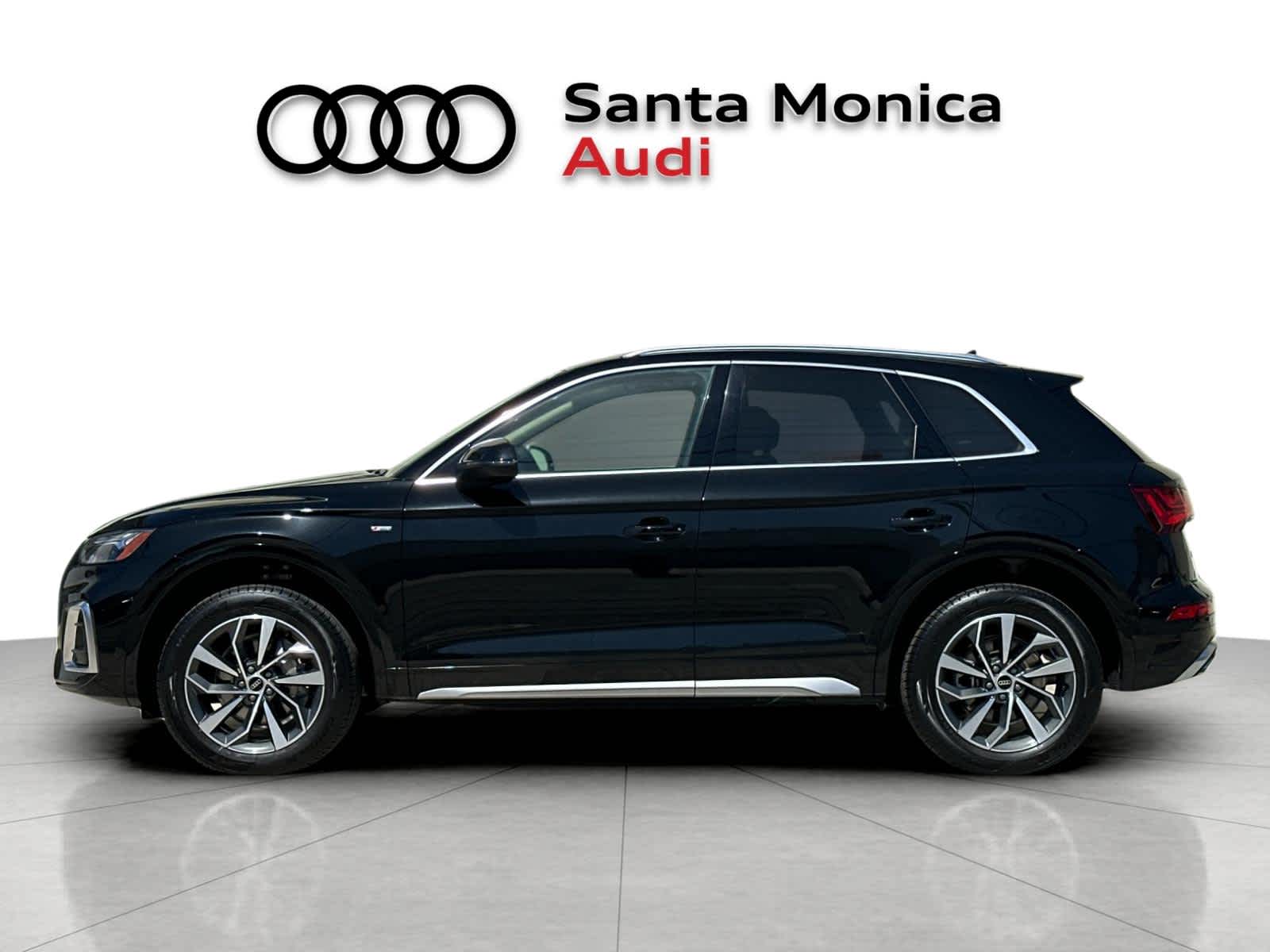 Thumbnail: 2023 Audi Q5 - 4