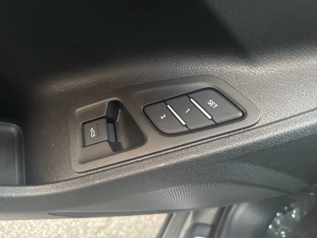 Thumbnail: 2024 Audi Q3 - 30