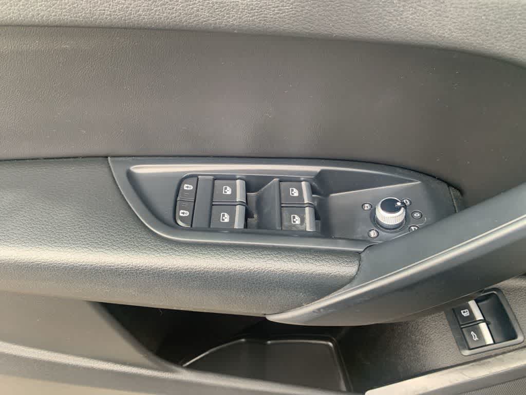 Thumbnail: 2022 Audi Q5 - 20