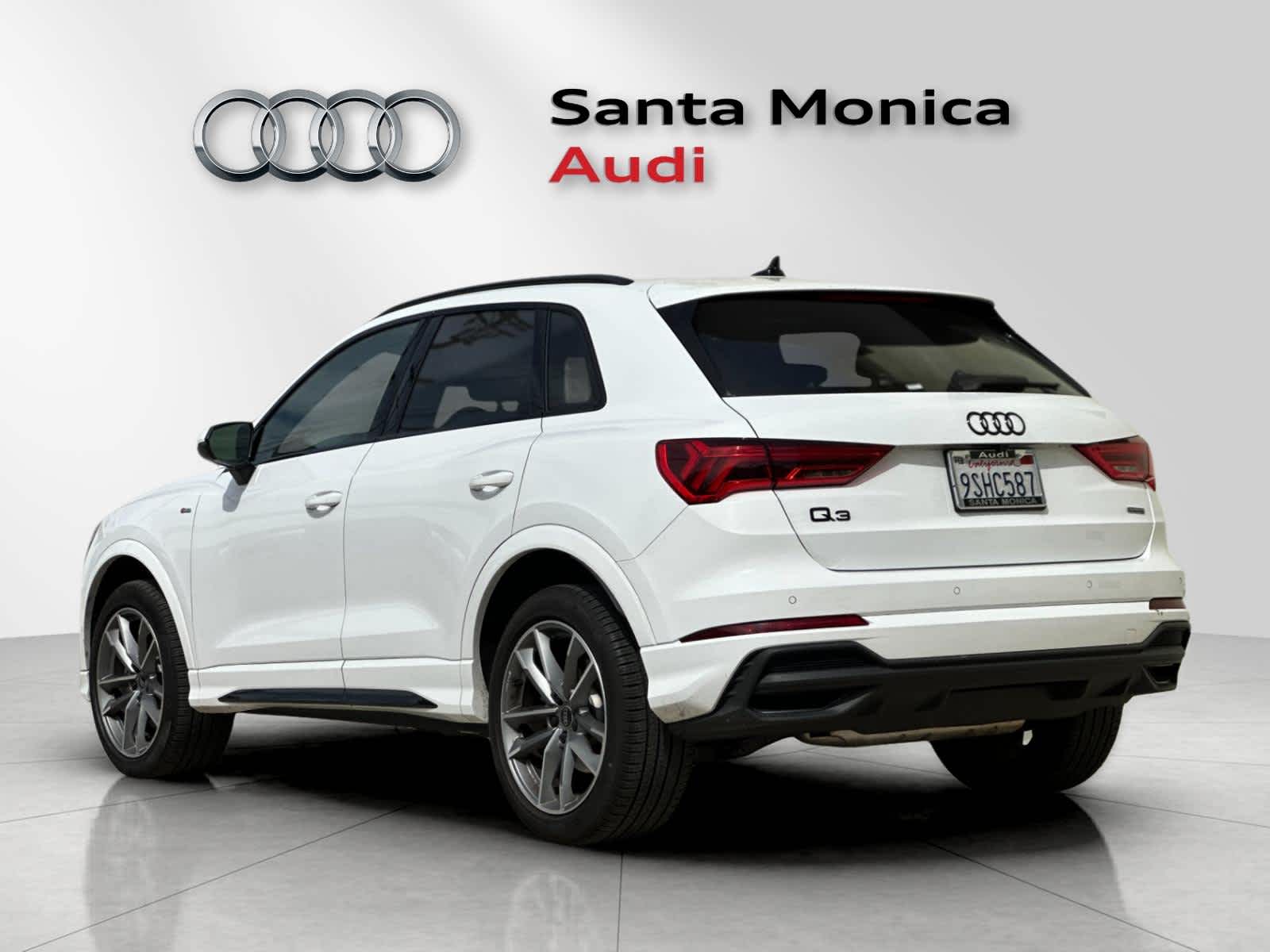 Thumbnail: 2025 Audi Q3 - 6