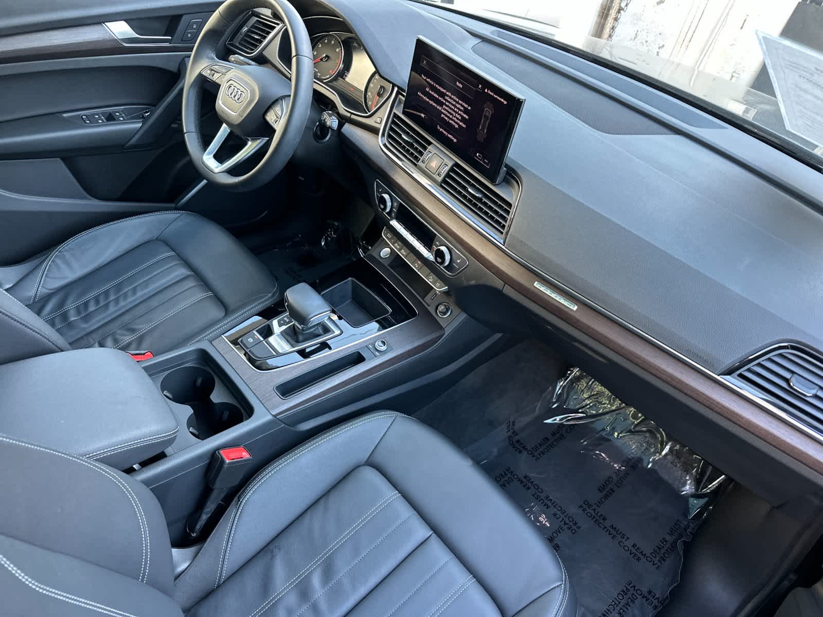 Thumbnail: 2023 Audi Q5 - 16