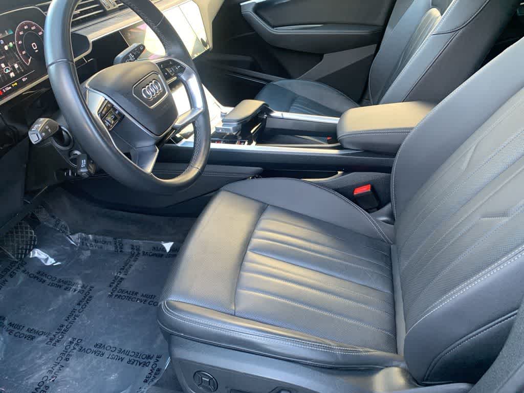 Thumbnail: 2024 Audi Q8 e-tron - 45