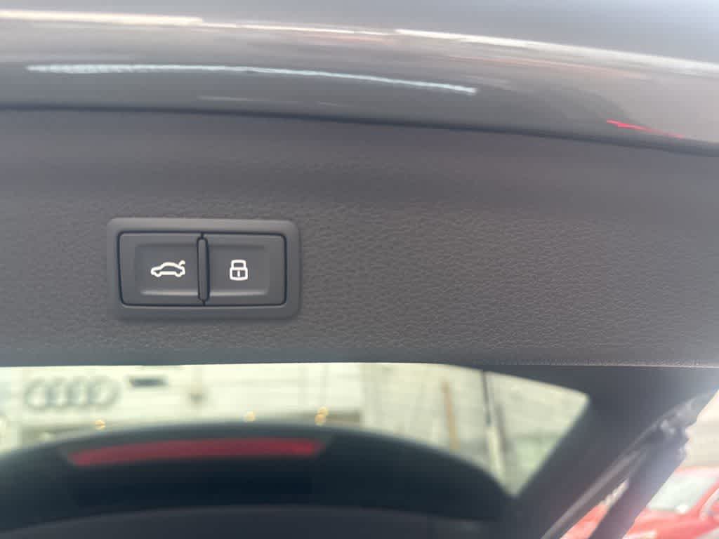 Thumbnail: 2024 Audi Q3 - 34