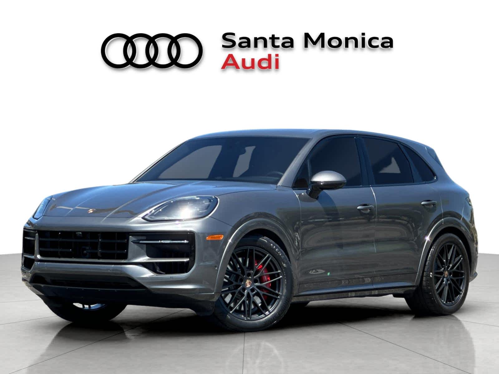 2025 Porsche Cayenne GTS