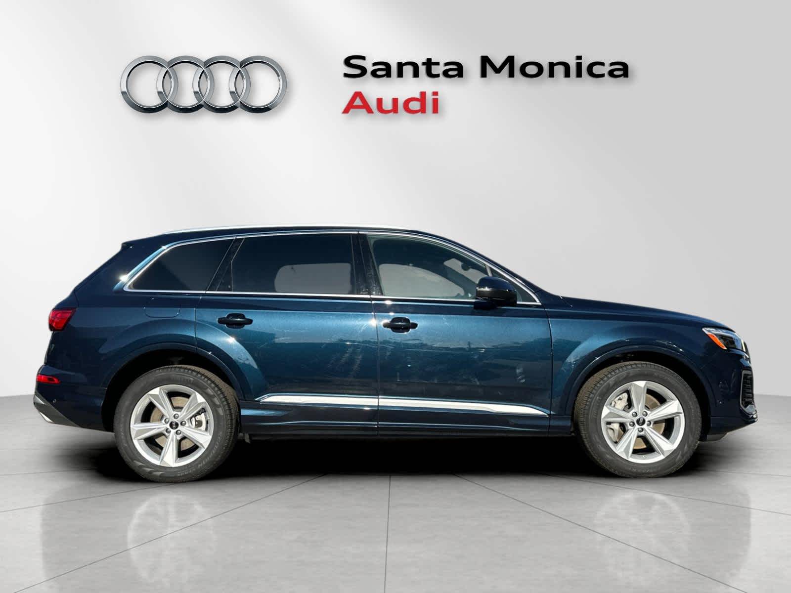 Thumbnail: 2025 Audi Q7 - 8