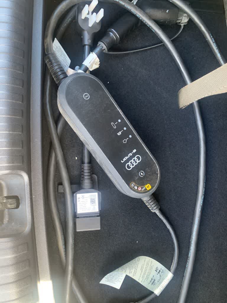 Thumbnail: 2023 Audi Q4 e-tron - 45